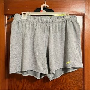 Size Large Nike Shorts